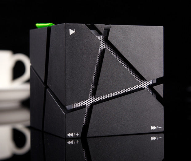 Cube Bluetooth Phone Speaker .